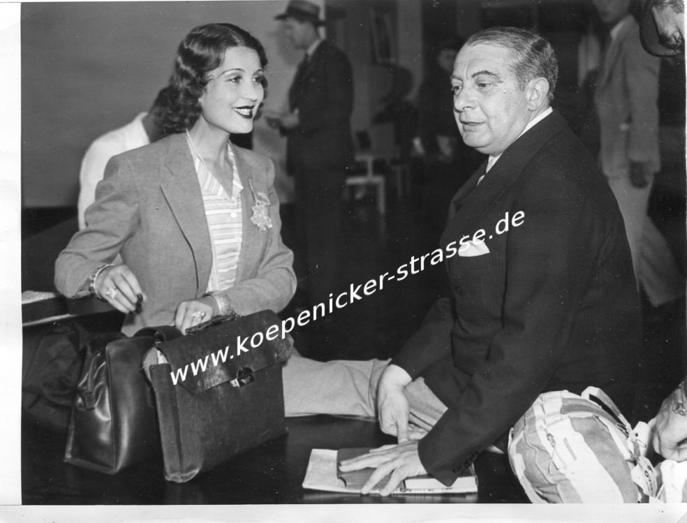 Adolf Strenger und Claire Rommer bei der Ankunft in der USA