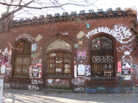 Postfuhrhof Luisenstadt Paketannahme